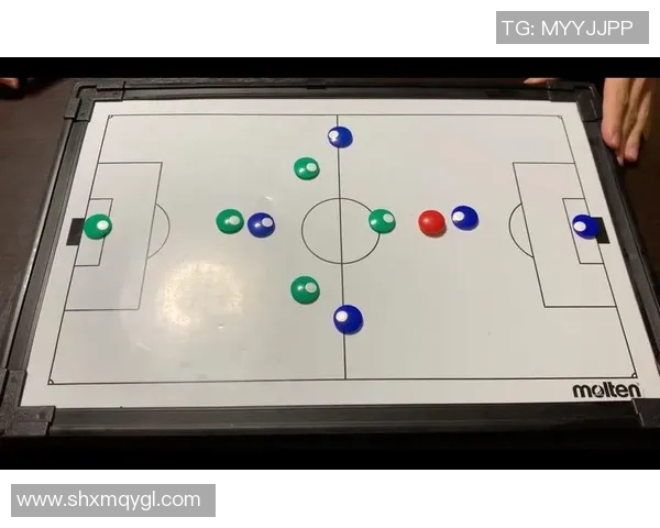 武汉足球队意识对比独家解析与战术演变的深度剖析